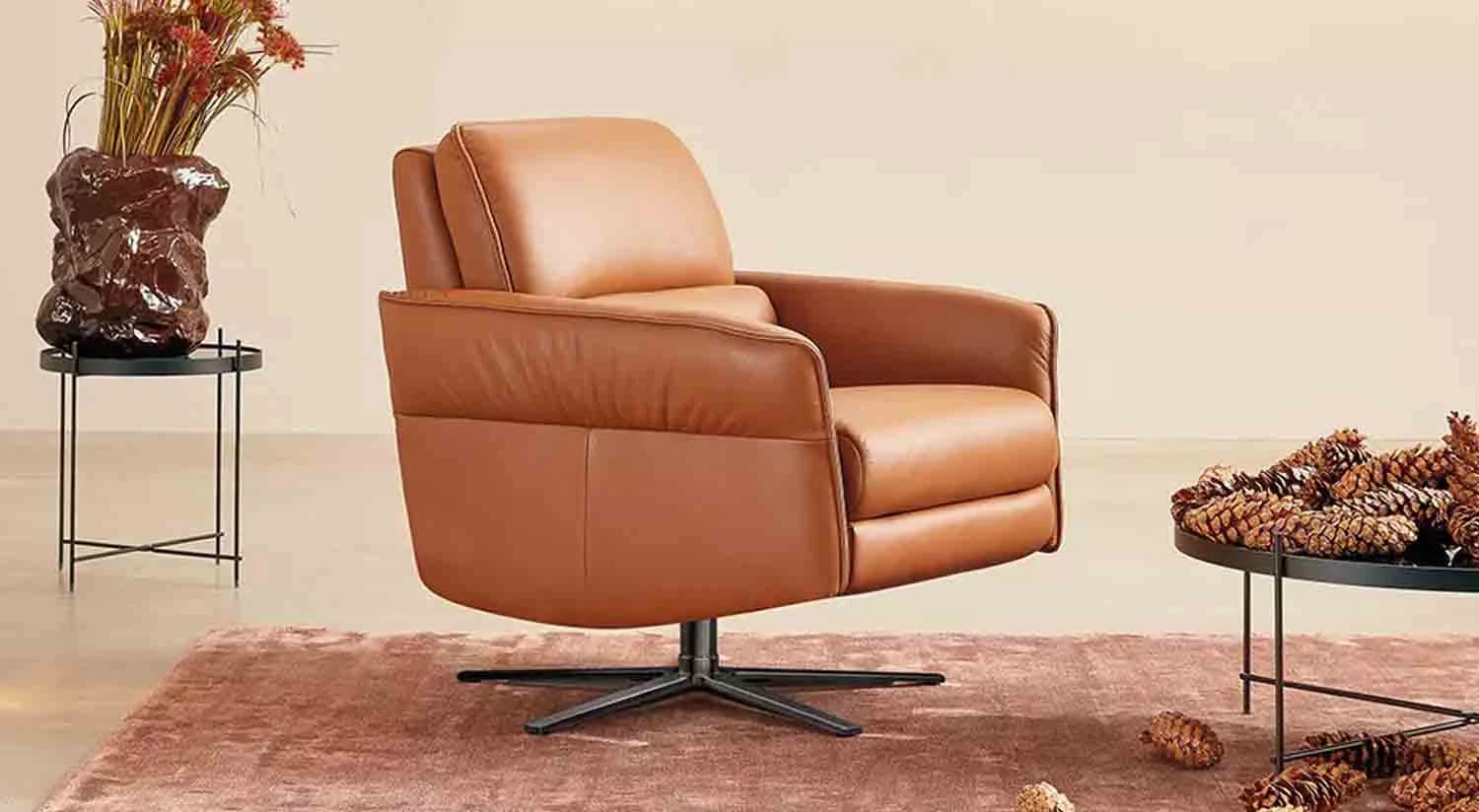 Aura Manual Recliner By Himolla 2 Aura Manual Recliner By Himolla - Image 2