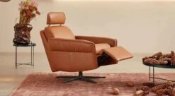 Aura Manual Recliner By Himolla